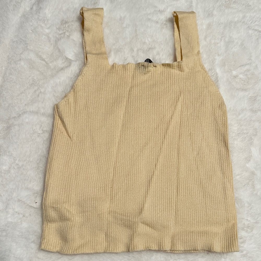 Nasty Gal Ribbed Button Tank - Picture 2 of 2